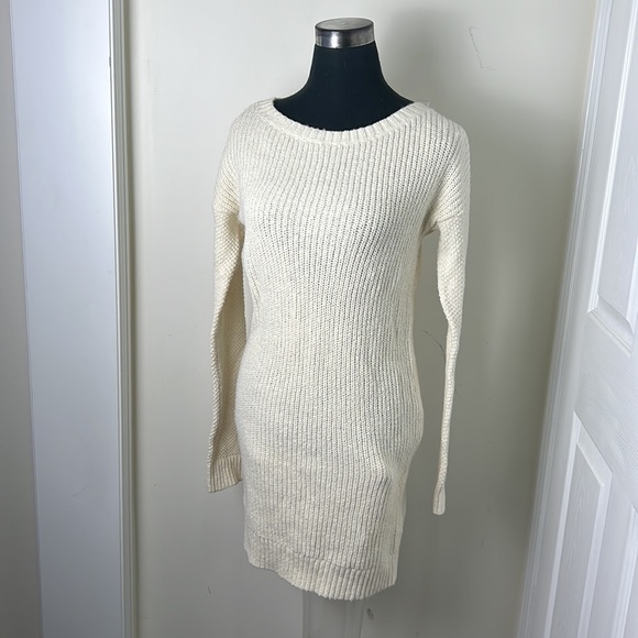 Hollister Cable Knit CrewNeck Sweater Dress Size Small - Picture 3 of 15